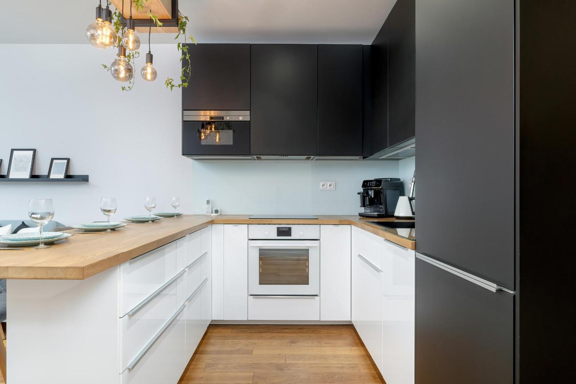 Slusarska Modern With Balcony & Parking Cracow Zablocie By Renters Prestige Apartament