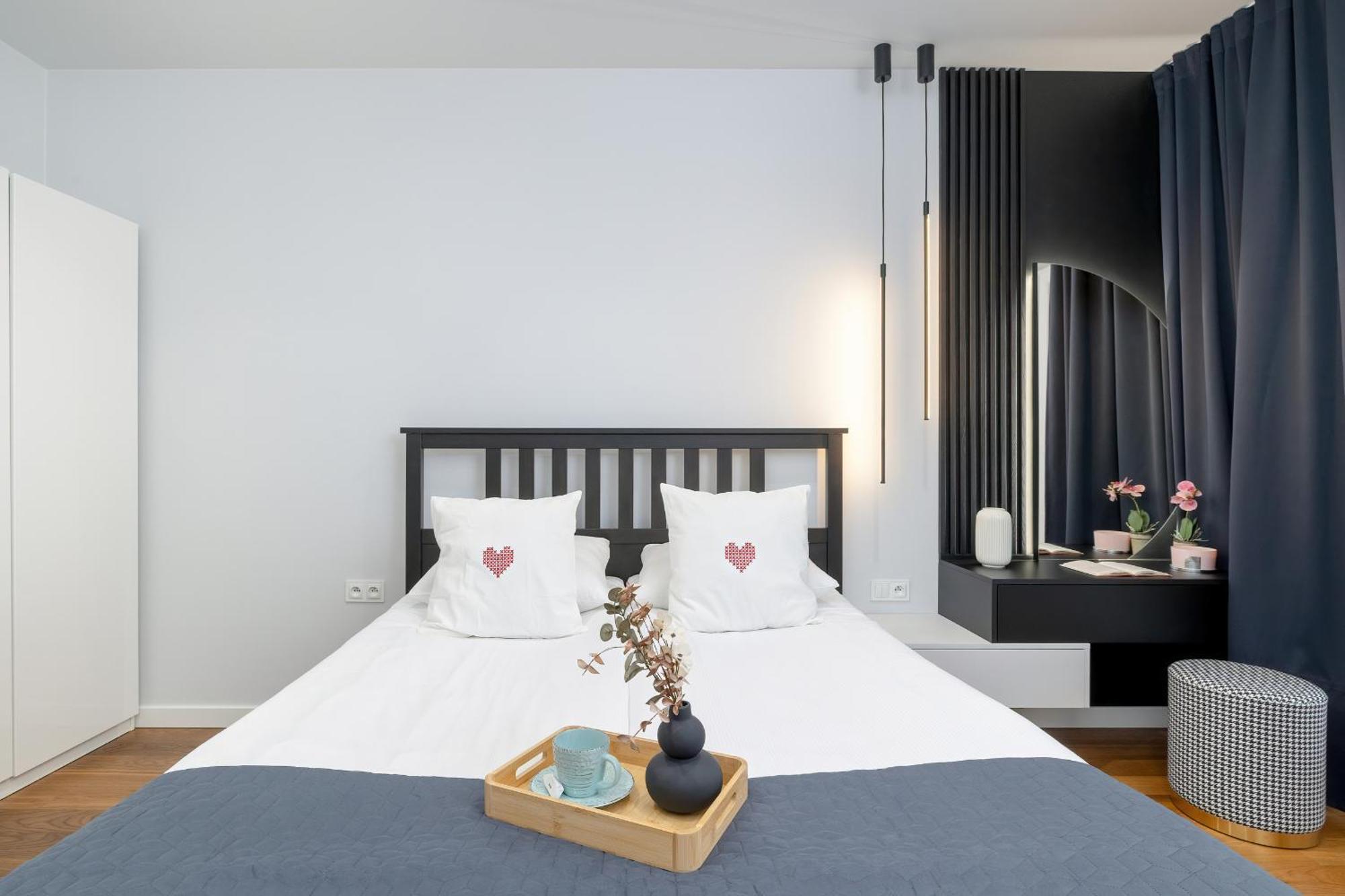 Slusarska Modern With Balcony & Parking Cracow Zablocie By Renters Prestige Apartament