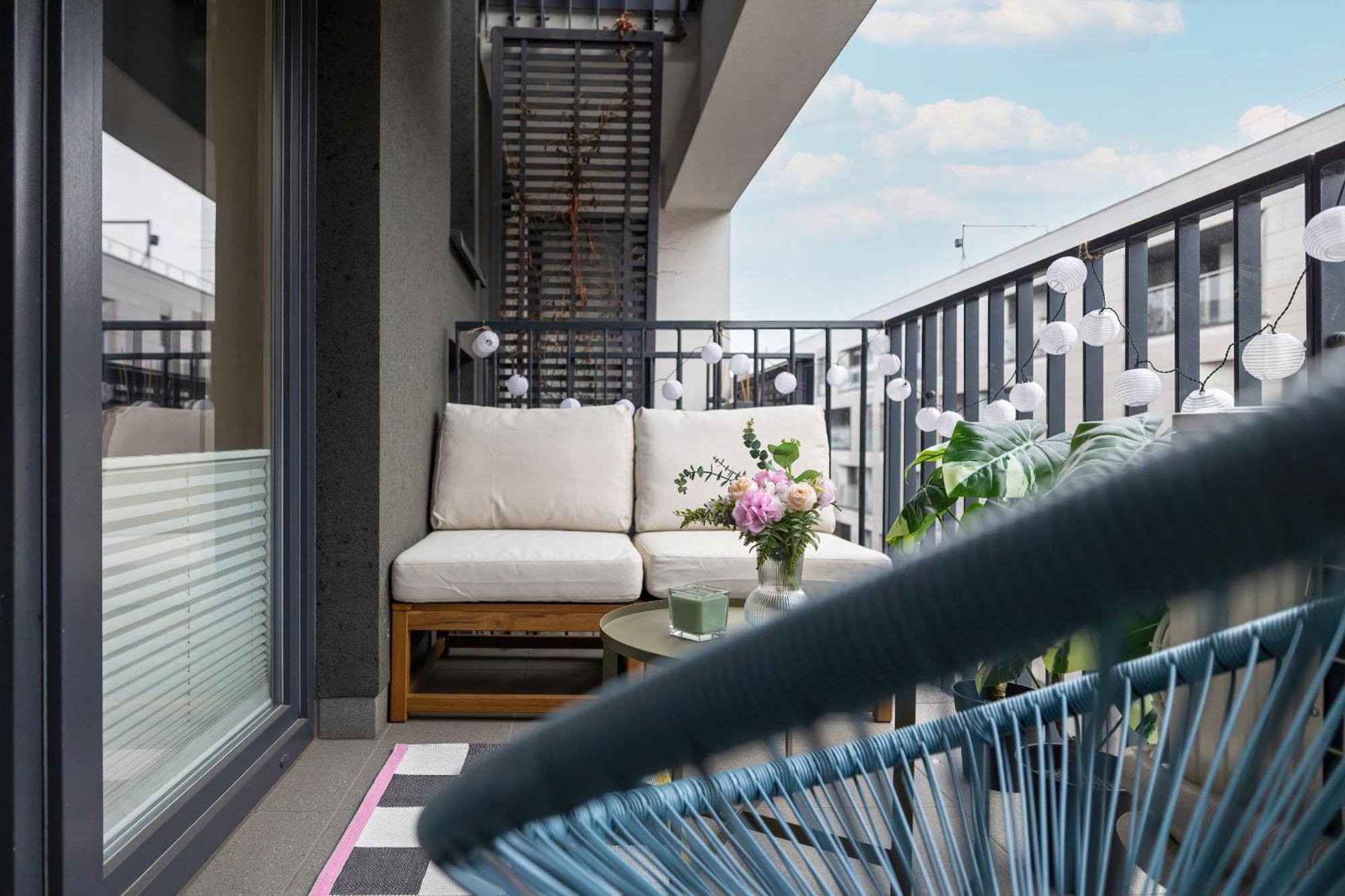 Slusarska Modern With Balcony & Parking Cracow Zablocie By Renters Prestige Apartament *