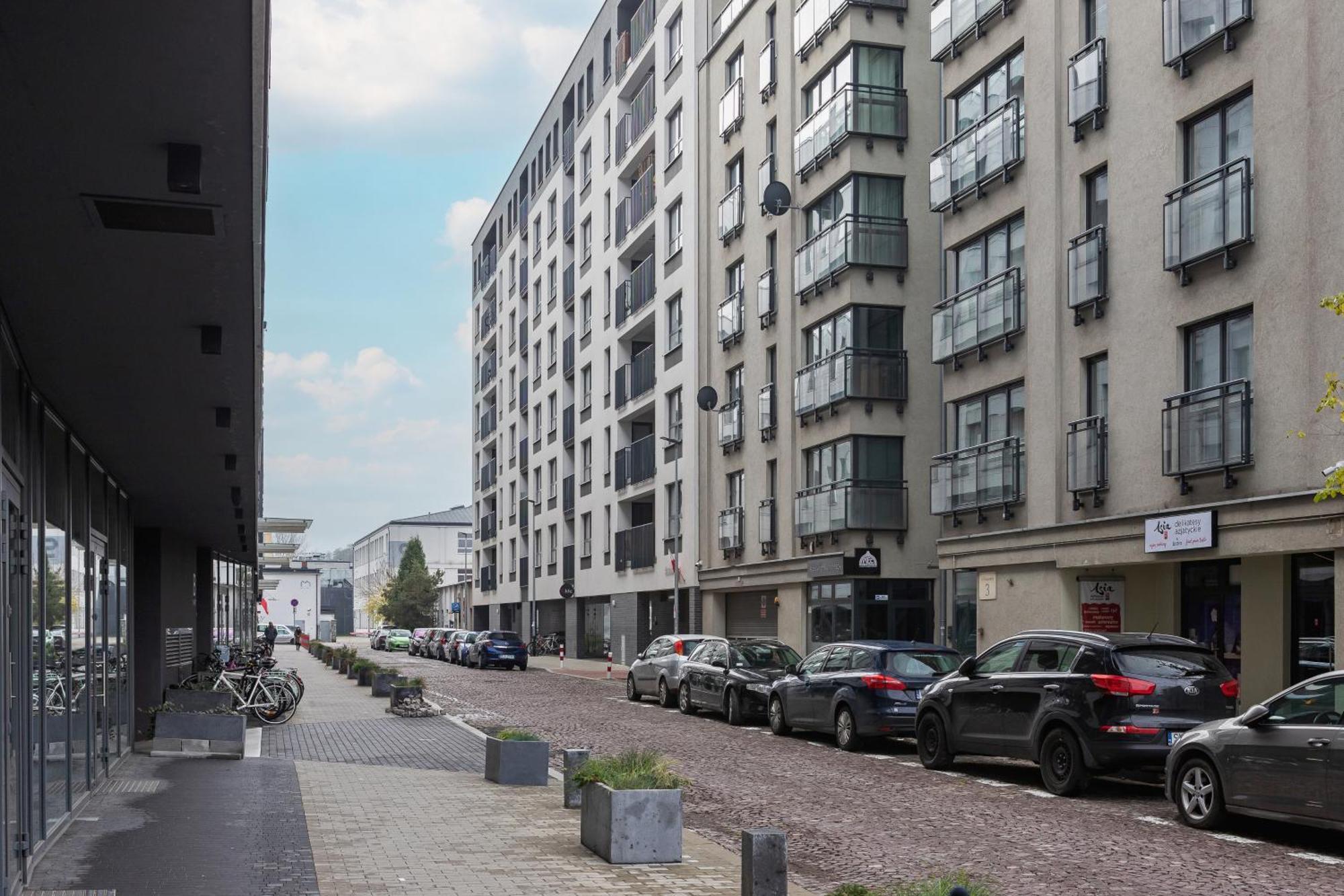 Slusarska Modern With Balcony & Parking Cracow Zablocie By Renters Prestige Kraków